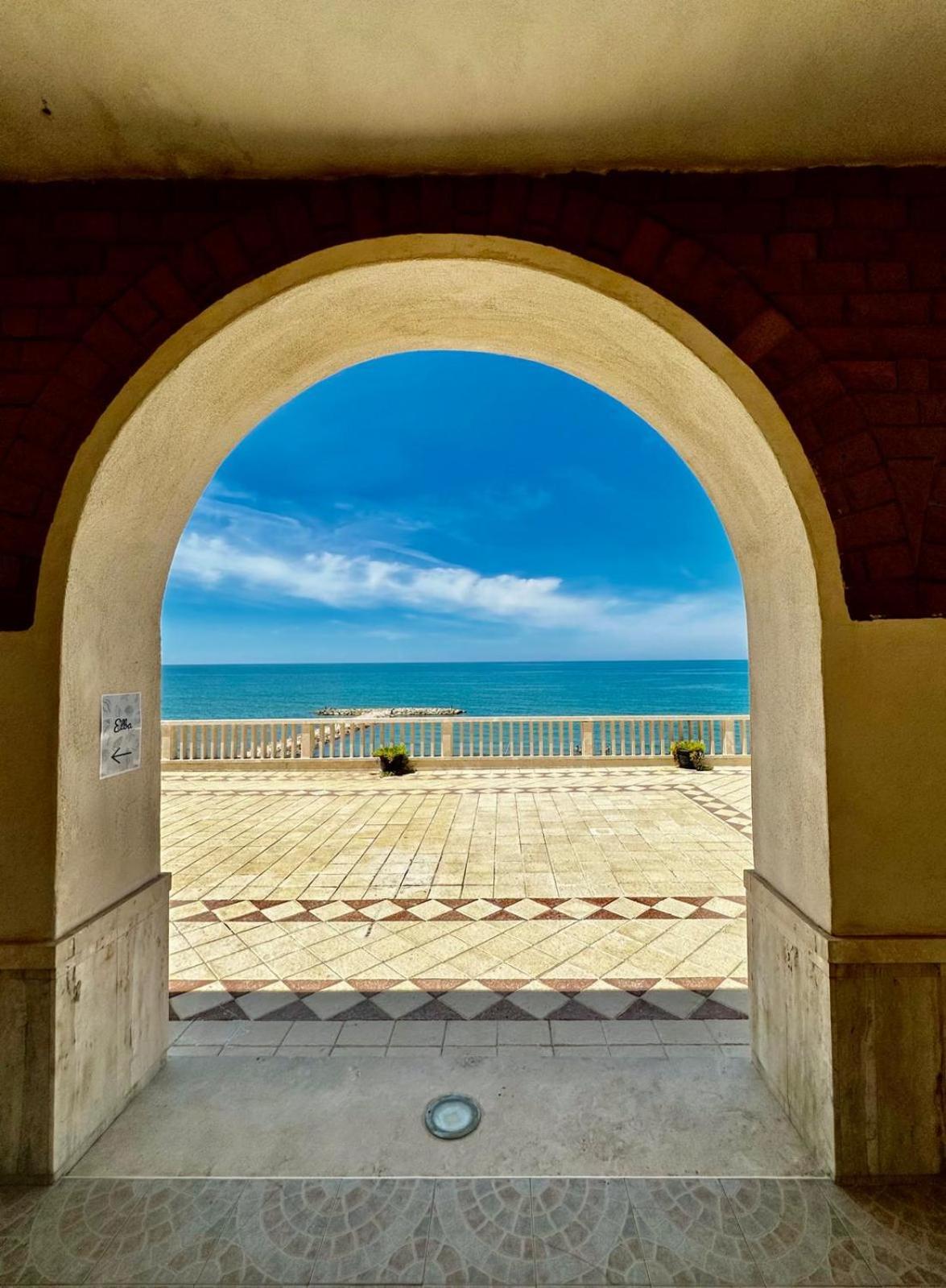 B&B Il Paradiso sul Mare Anzio Esterno foto